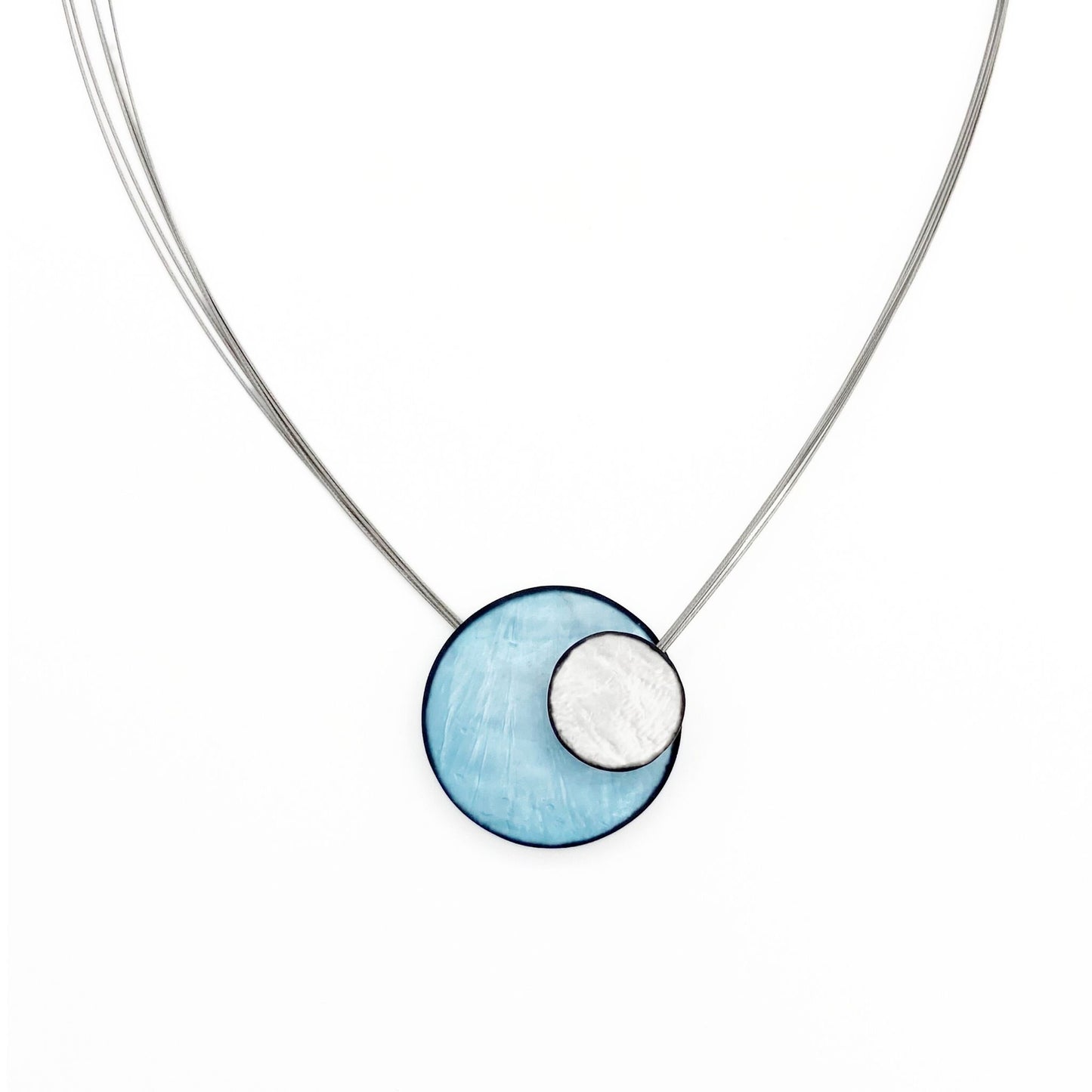 Small Magnetic Lock Resin Wave Light Blue Necklace