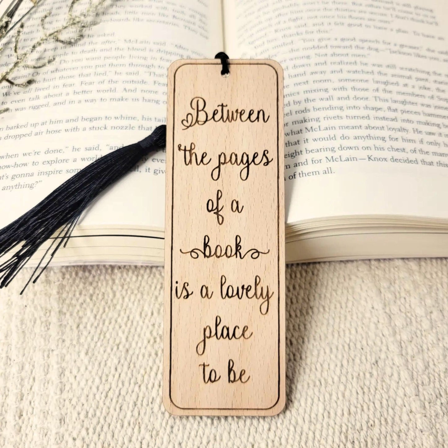 book pages bookmark